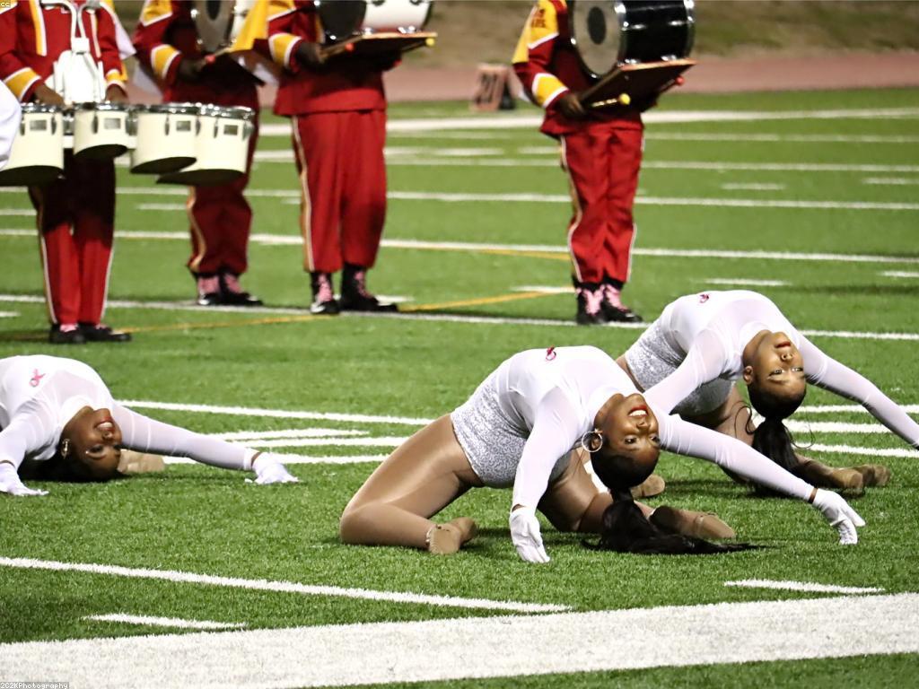 លទ្ធផលបាល់ទាត់សម្រាប់អ្នករាំ: ការប្រកួតនិងការវិភាគអំពីកីឡា